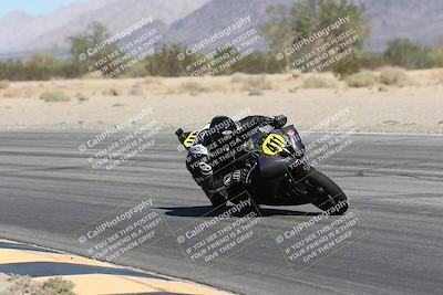 media/Oct-05-2025-CVMA (Sun) [[beeef4f201]]/Race 3-Amateur Supersport Middleweight/